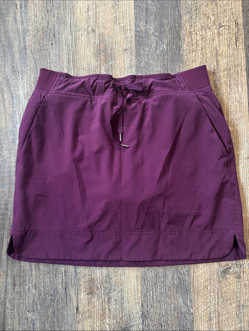 Athleta Plum Drawstring Active Skort size 8